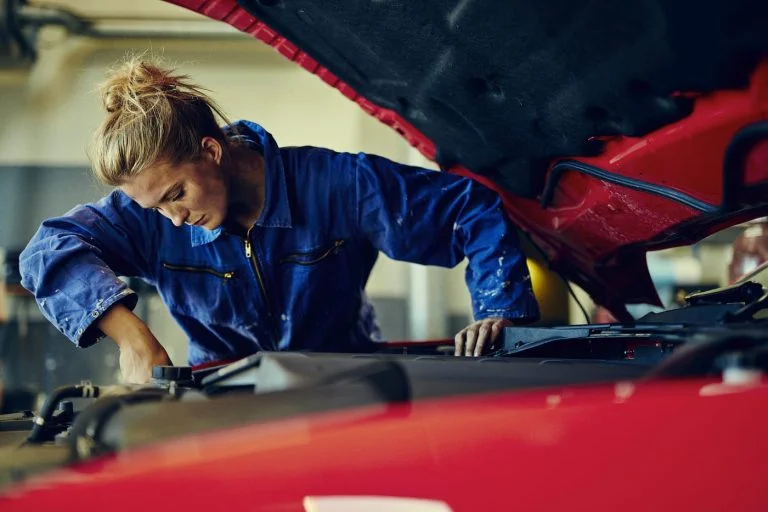 Reparación Automotriz Especializada en los Estados Unidos