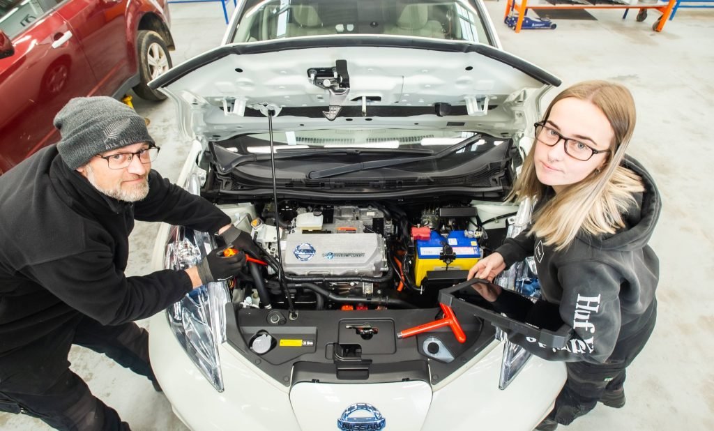 Mejor servicio de Reparación Automotriz de Emergencia a Domicilio en Estados Unidos 1 Servicio de Reparación Automotriz de Emergencia a Domicilio en Estados Unidos